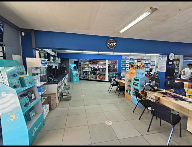 420M² BUILDING FOR SALE IN BO-DORP